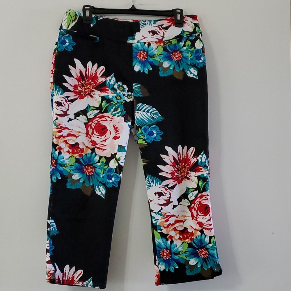 Westbound bold floral crop pants